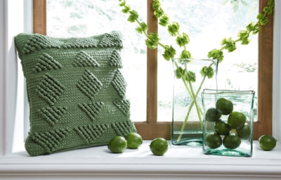 Rustingmere Pillow (Set of 4) - A1001013