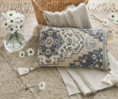 Winbury Pillow (Set of 4) - A1001035