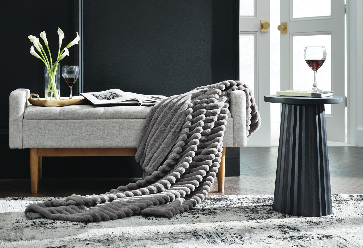 Alsonwell Throw (Set of 3) - A1001081