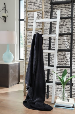 Gayelery Throw (Set of 3) - A1001086