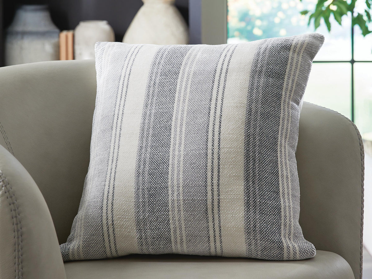 Adikus Pillow (Set of 4) - A1001126