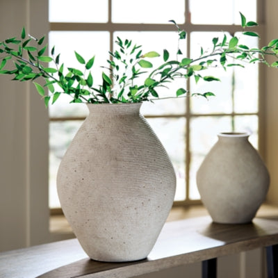 Hannela Vase - A2000514