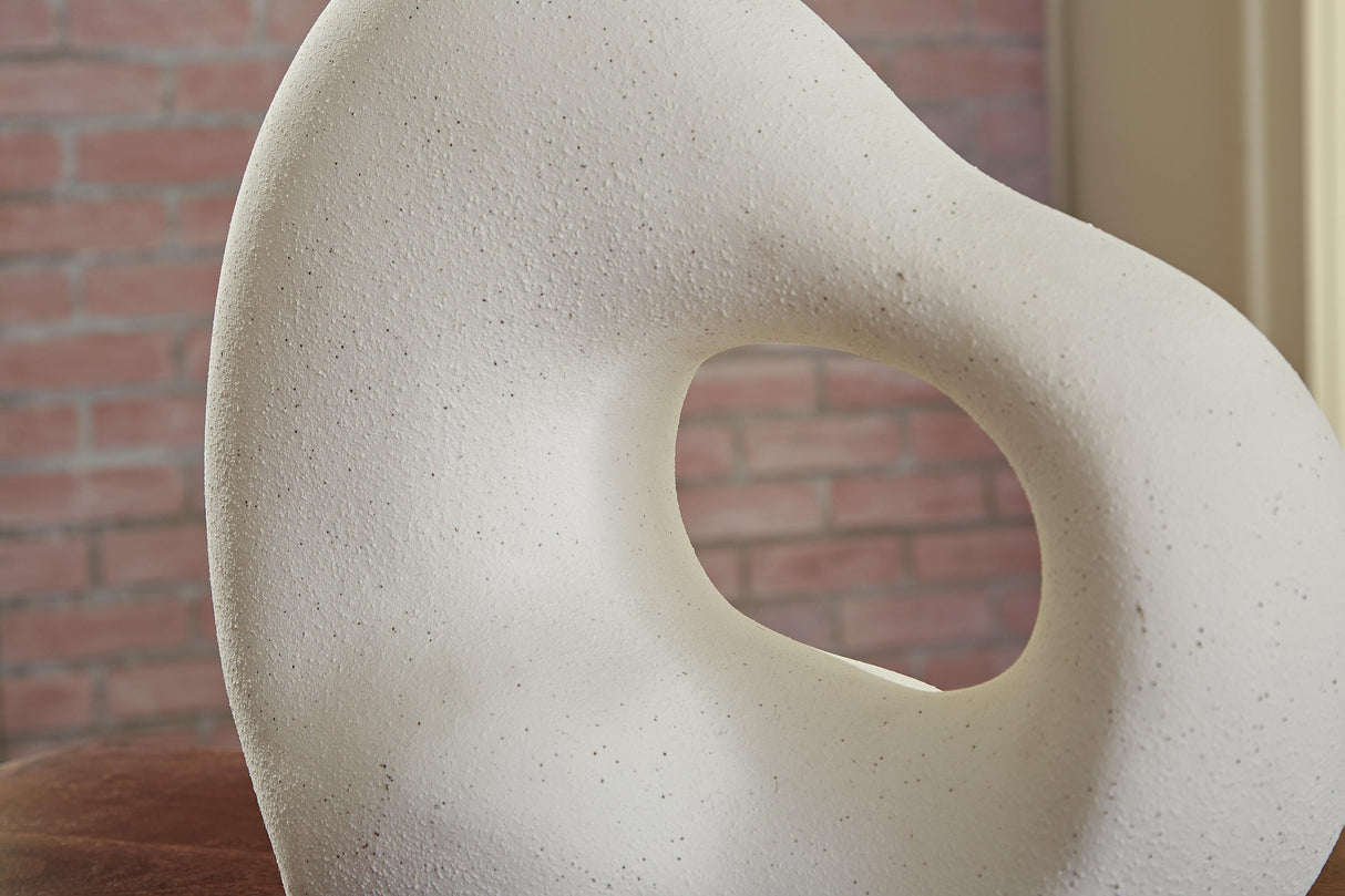 Arthrow Sculpture - A2000649