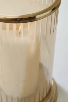Aavinson Candle Holder - A2000688