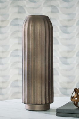 Briarcott Vase - A2000705