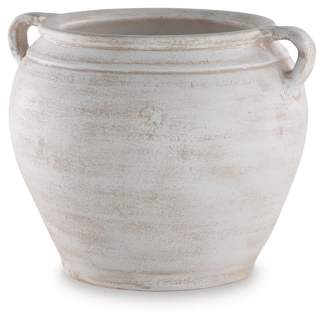 Meadie Vase - A2000787