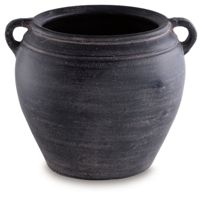 Meadie Vase - A2000790