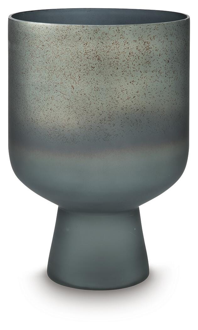 Pennmore Vase - A2000814