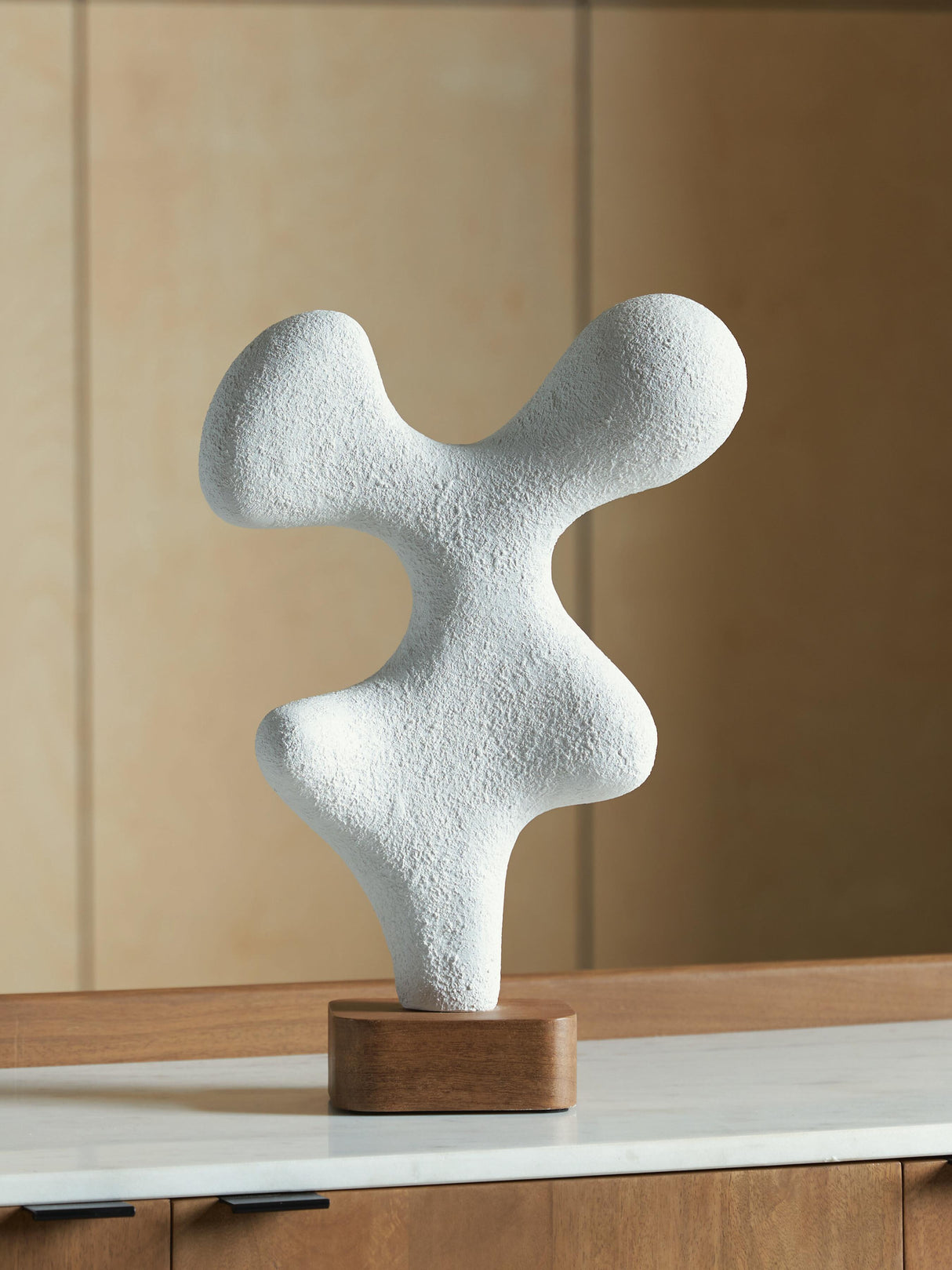 Lavarsen Sculpture - A2000839
