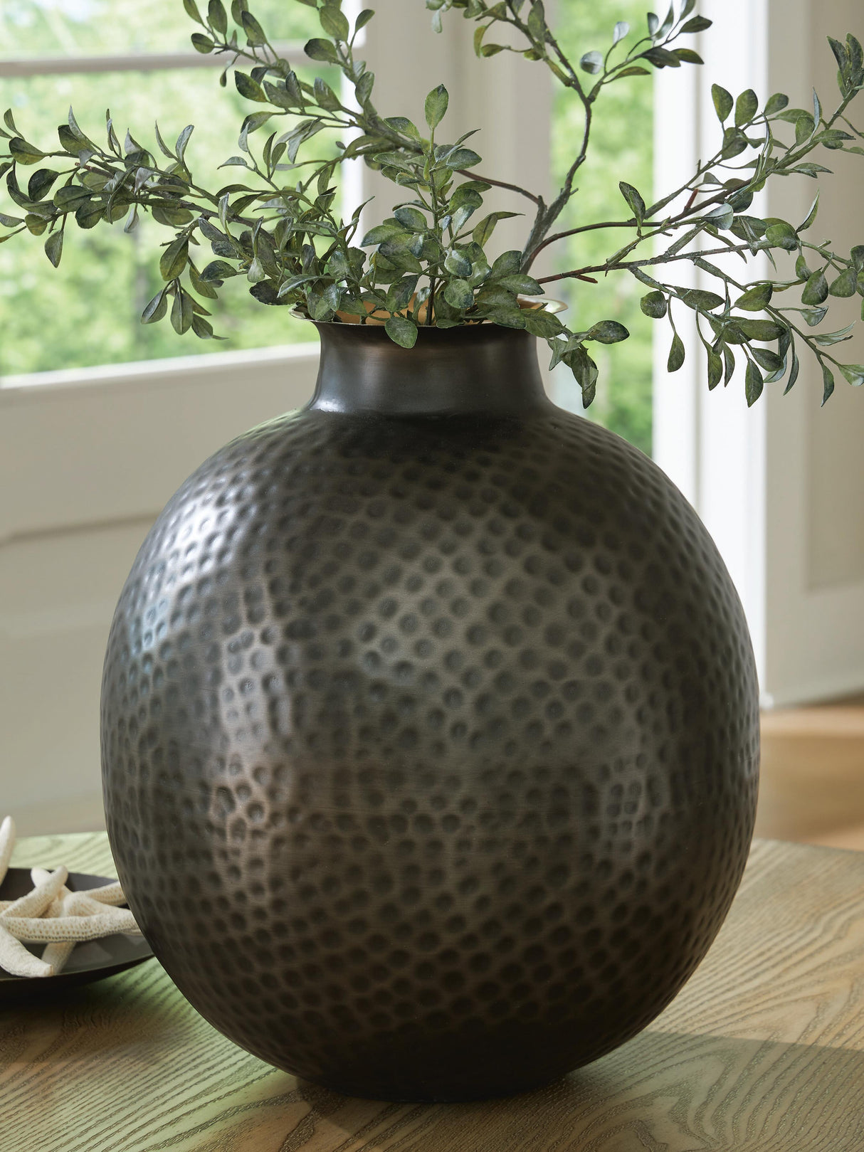 Woody Vase - A2000845