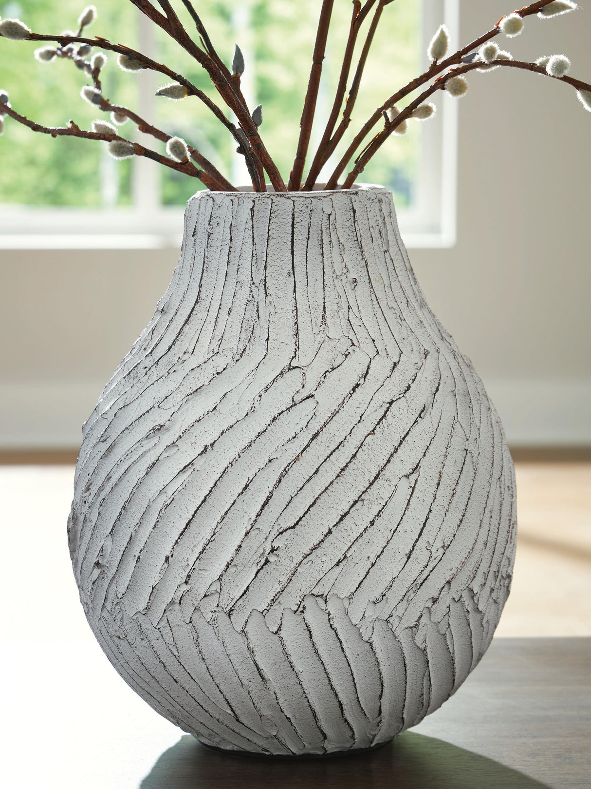 Shelvie Vase - A2000849