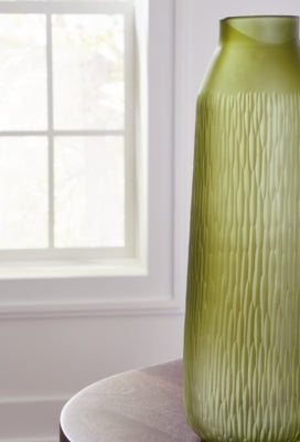 Scottyard Vase - A2900009