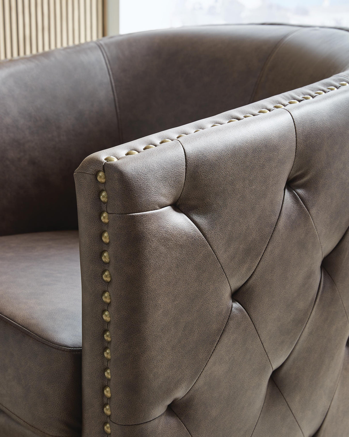 Brentlow Swivel Accent Chair - A3000741