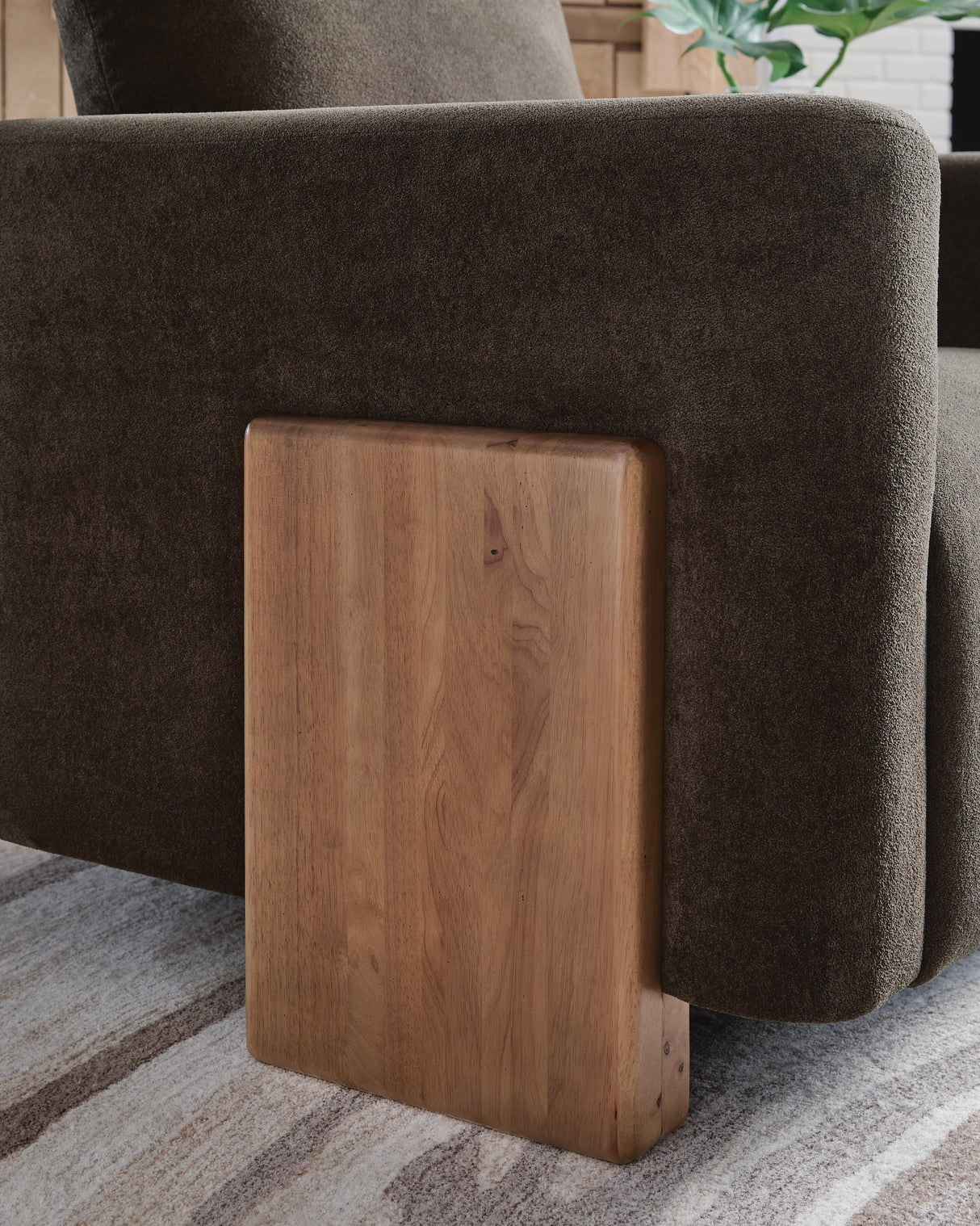 Dairlett Accent Chair - A3000746
