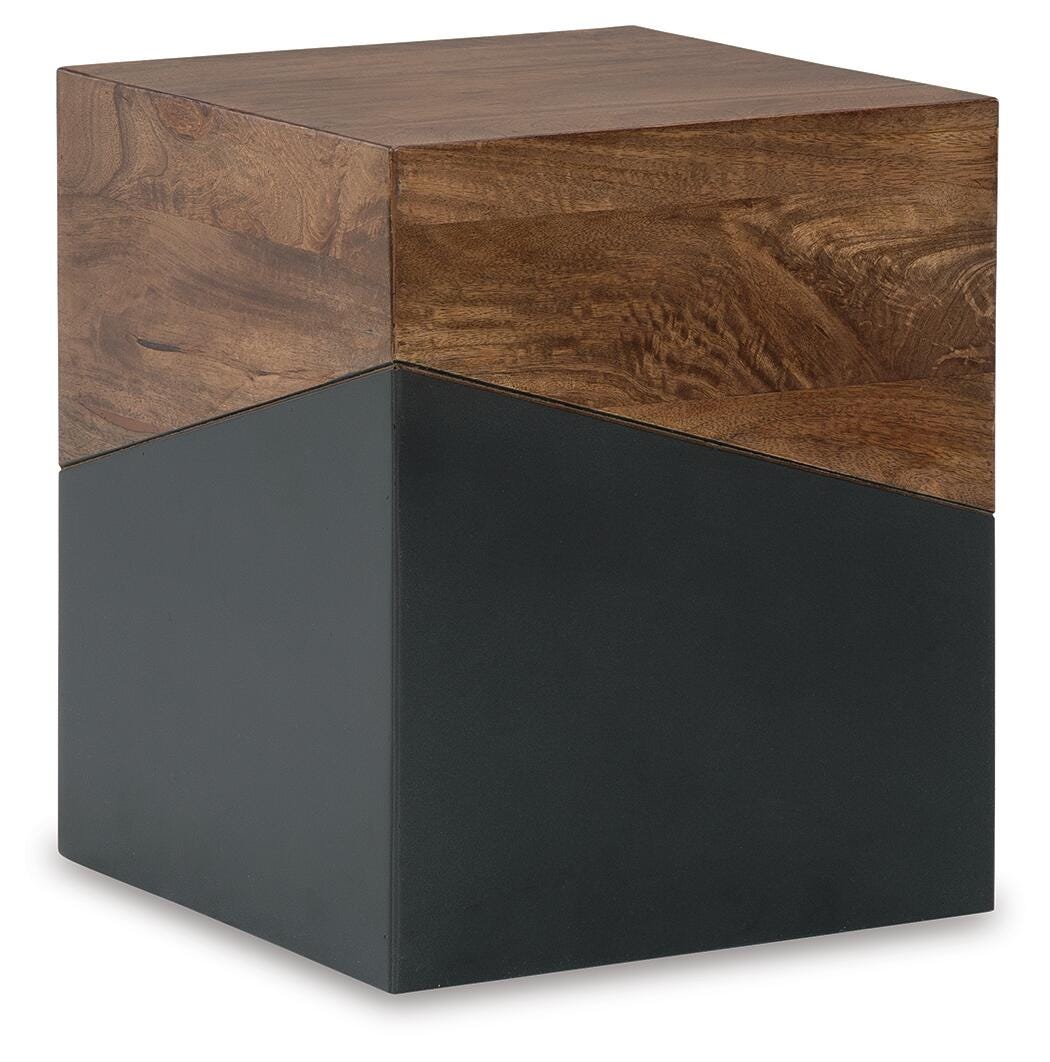 Trailbend Accent Table - A4000311