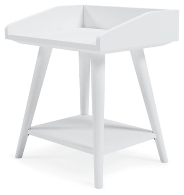 Blariden Accent Table - A4000367