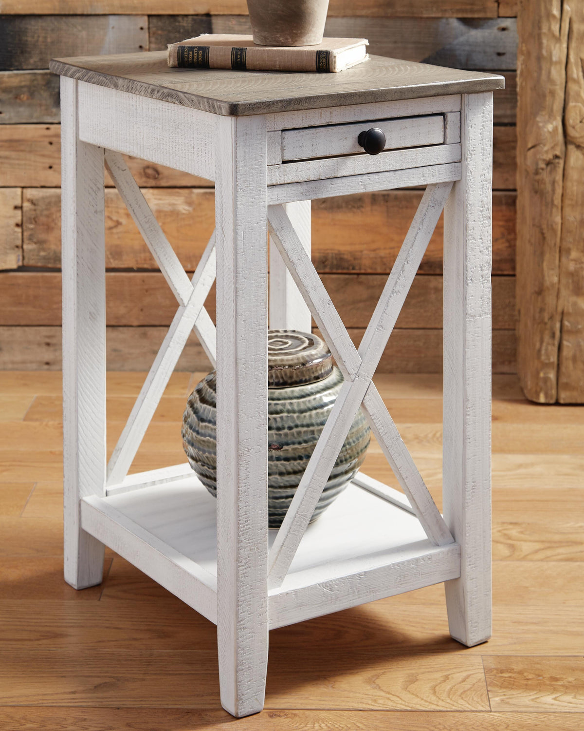 Adalane Accent Table - A4000374