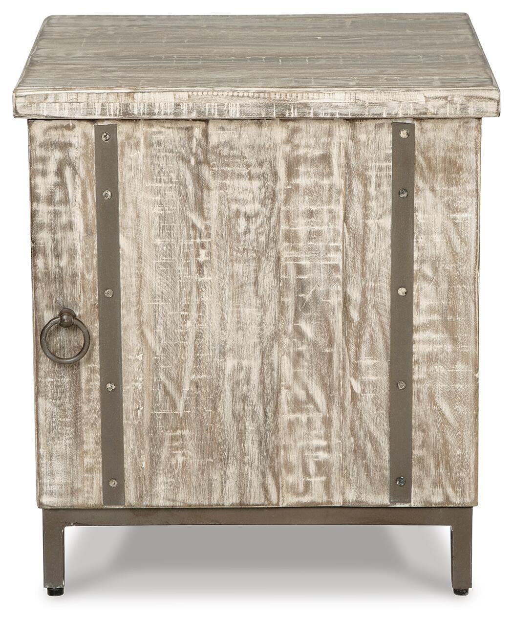 Laddford Accent Cabinet - A4000506