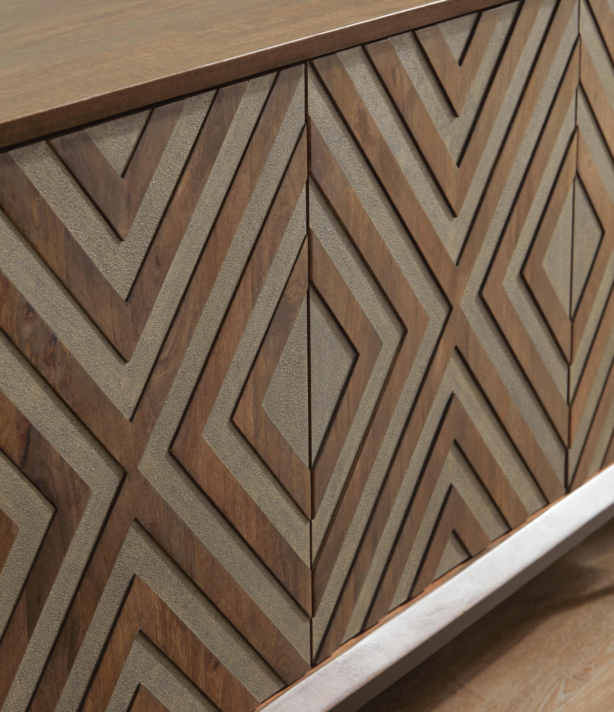 Dreggan Accent Cabinet - A4000577