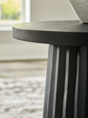 ZBENCH A4000603 CEILBY ACCENT TABLE - A4000603