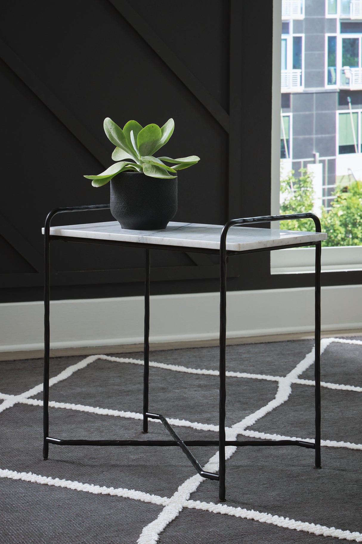 Ashber Accent Table - A4000609
