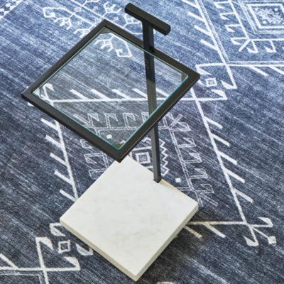 Mannill Accent Table - A4000630