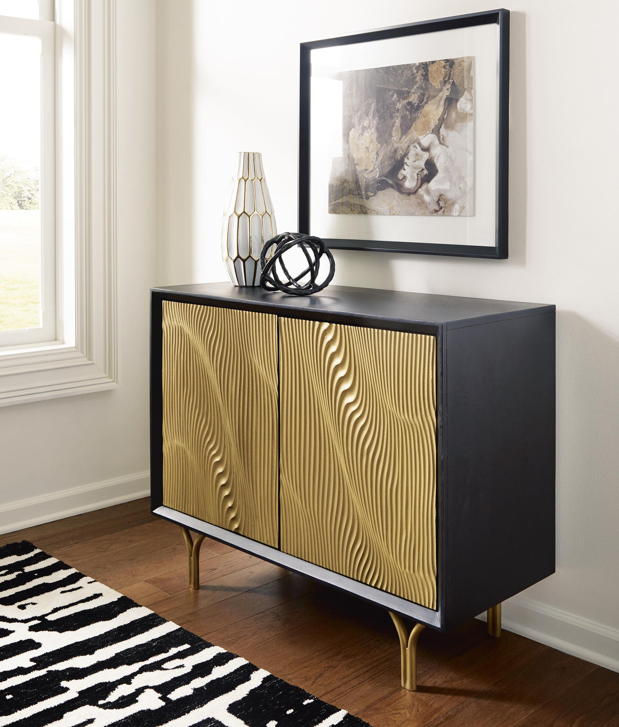 Tayner Accent Cabinet - A4000654