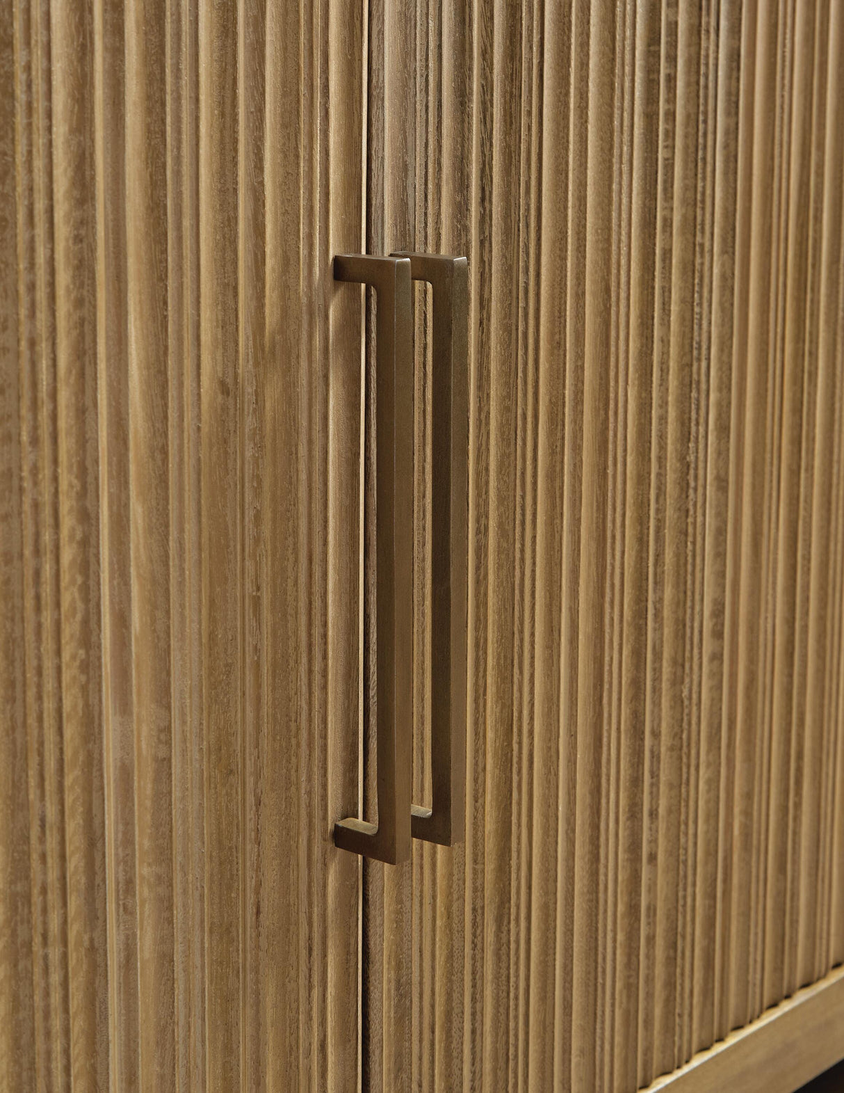 Niam Accent Cabinet - A4000684