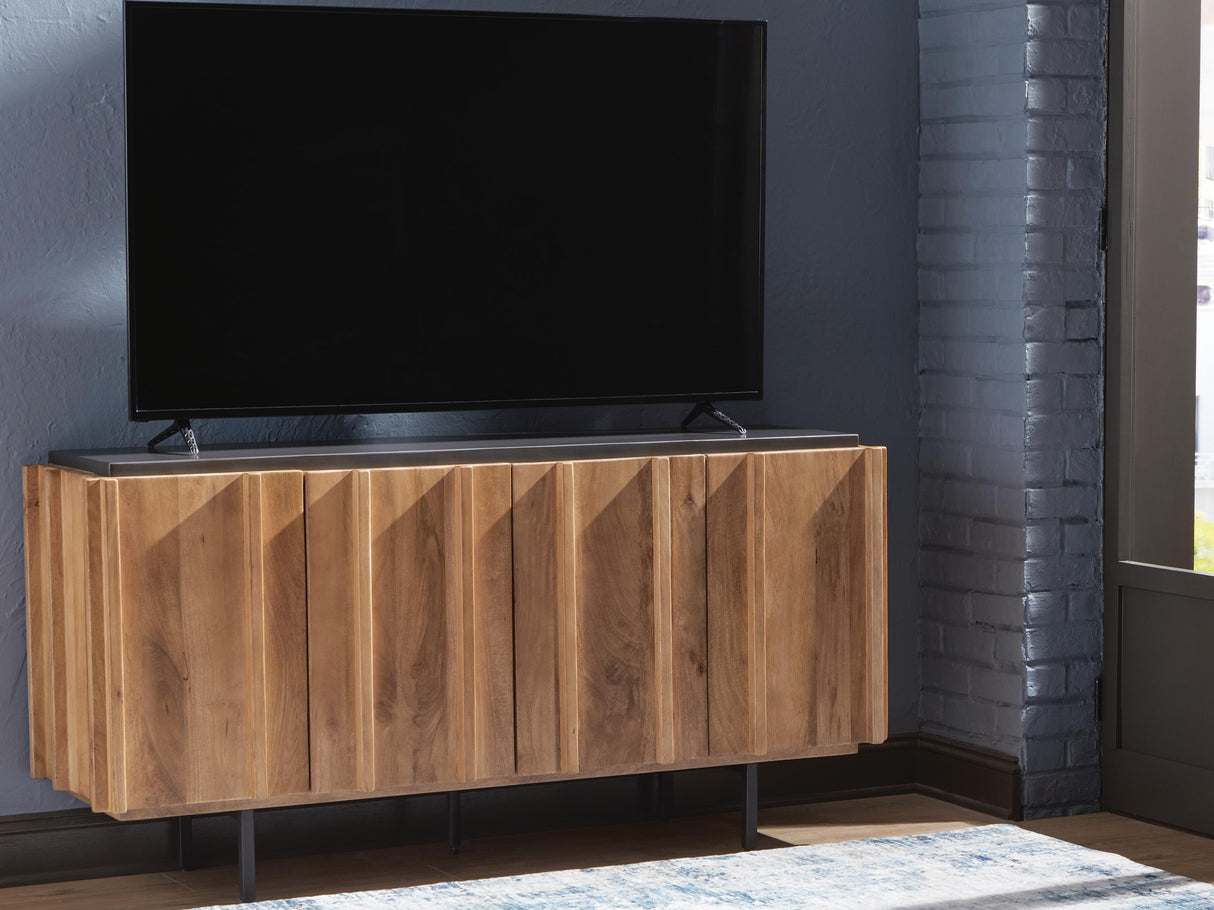 Quintavious Accent Cabinet - A4000685