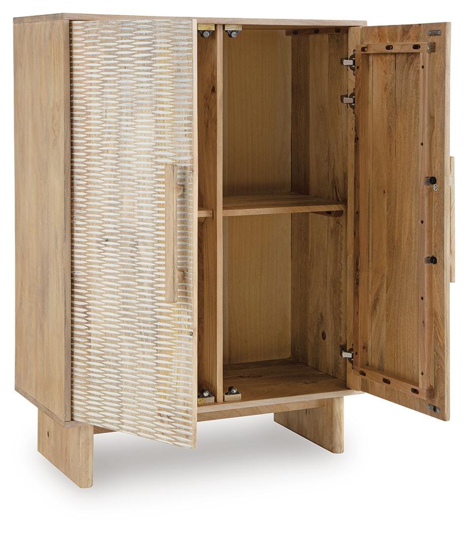 Dallinbury Accent Cabinet - A4000696