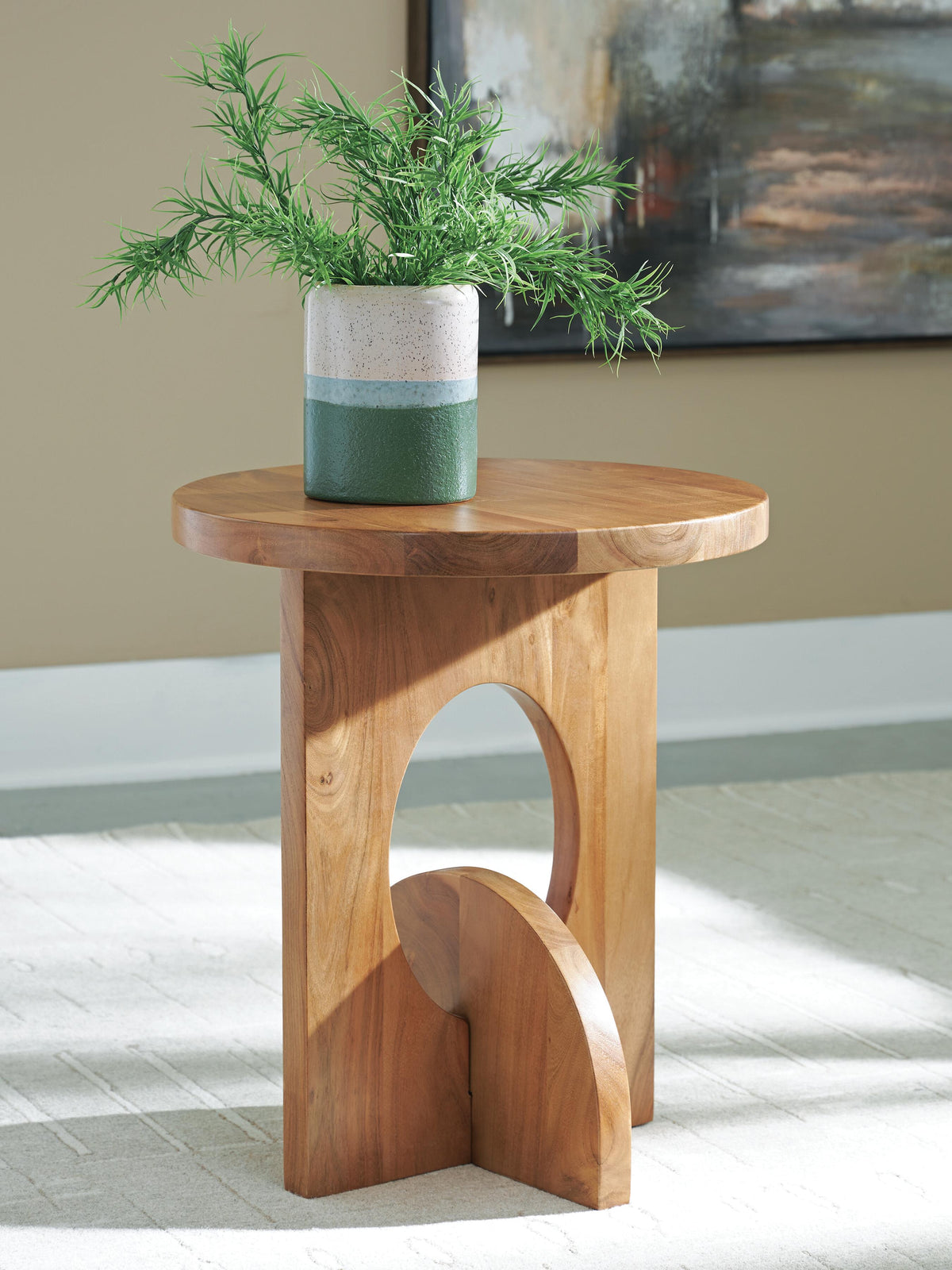 Hollbourne Accent Table - A4000723