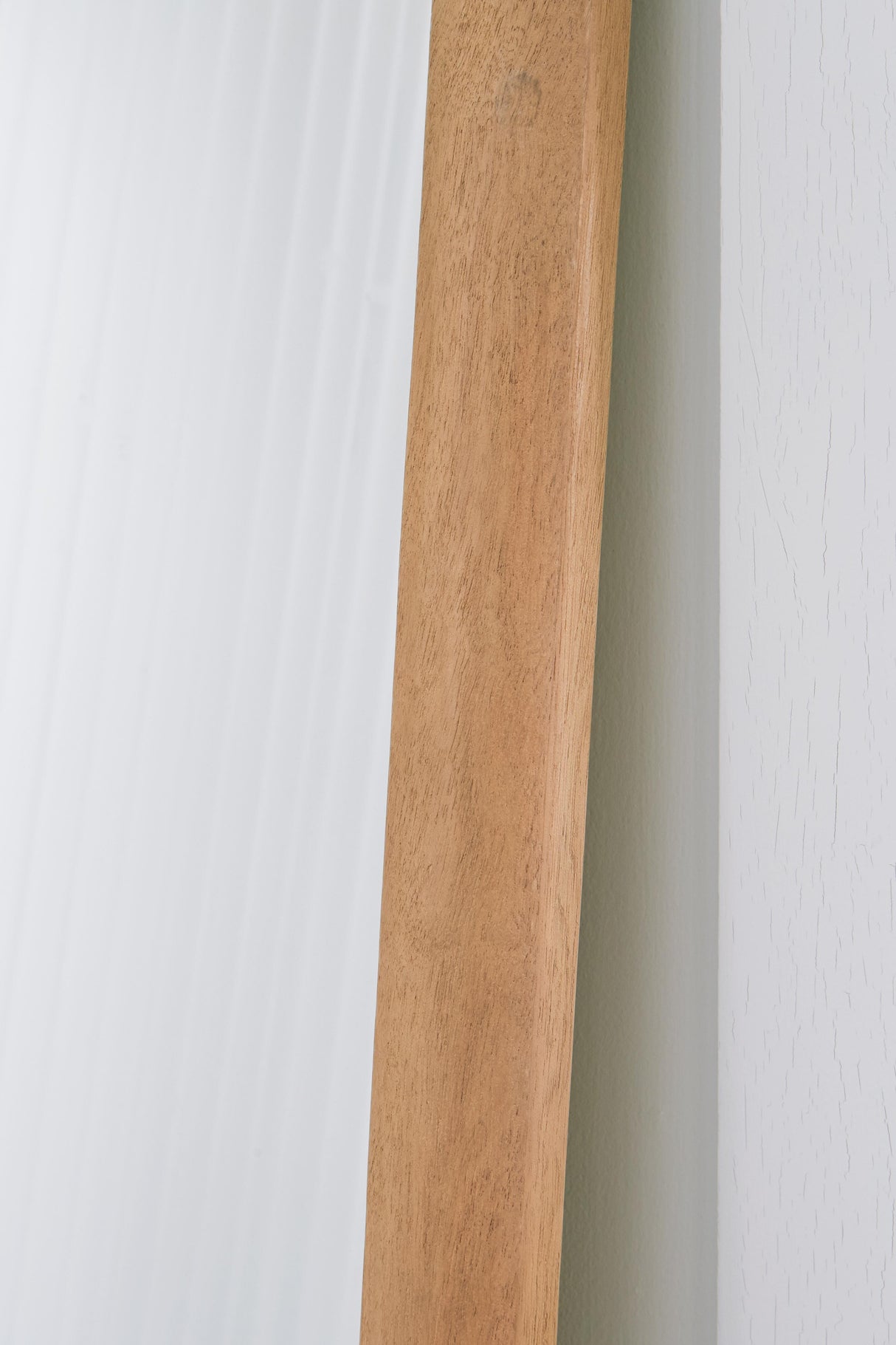 Dairville Floor Mirror - A8010323
