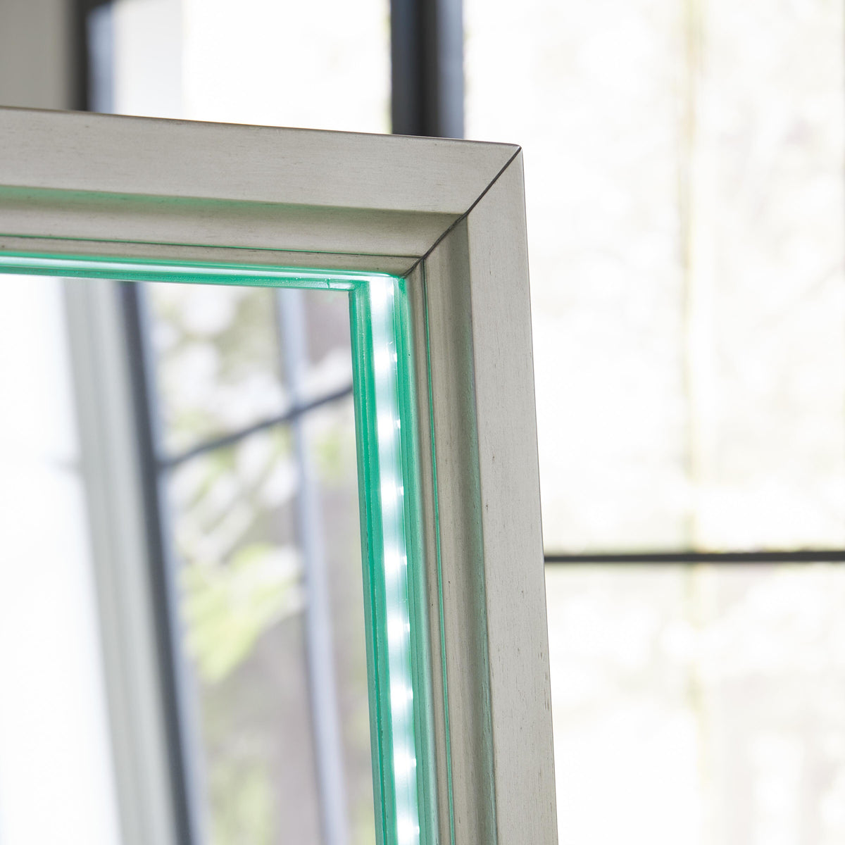 Evesen Floor Standing Mirror/Storage - A8010380