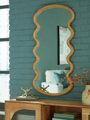 Serendis Accent Mirror - A8010412