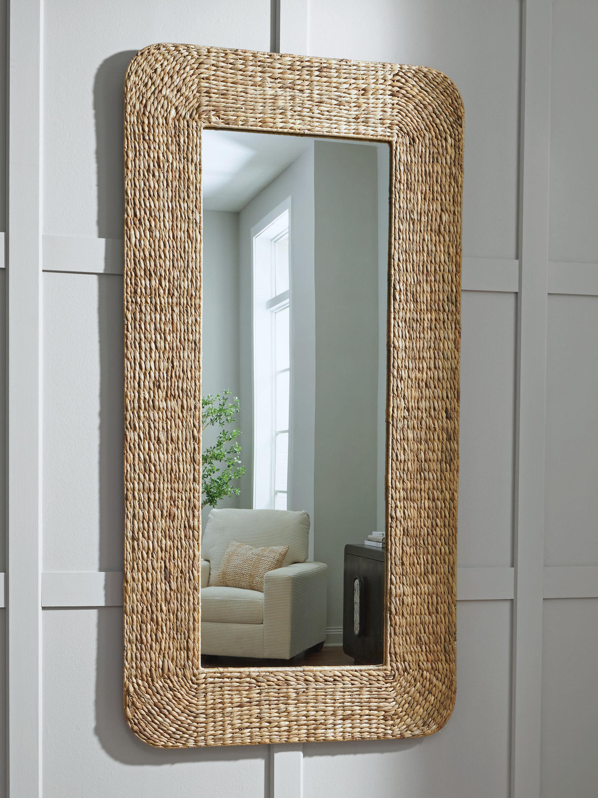 Norigan Floor Mirror - A8010438