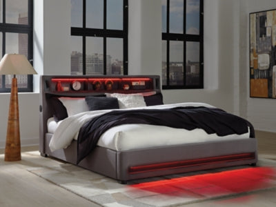 Verishaw King Upholstered Bed - PCB2721B21