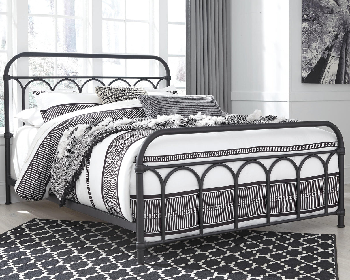 Nashburg Queen Metal Bed - B280-681
