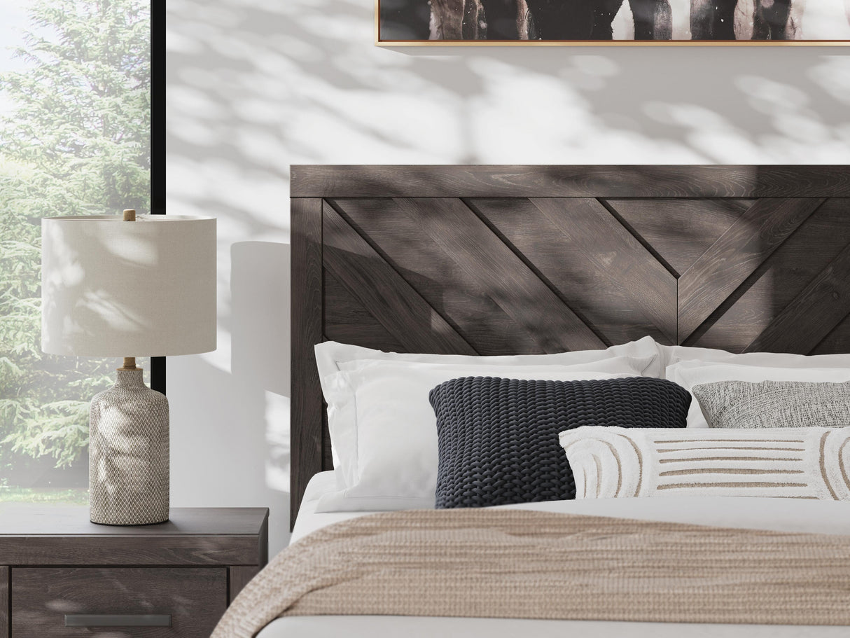 Prendonea Queen Panel Bed, Dresser and Nightstand - B3789B9