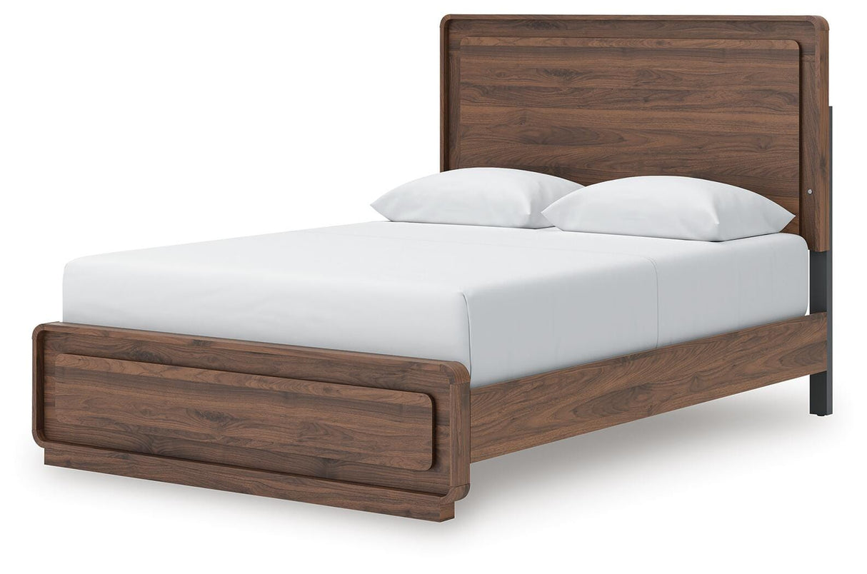 Fortlorn Queen Panel Bed and Dresser - PCB386B11
