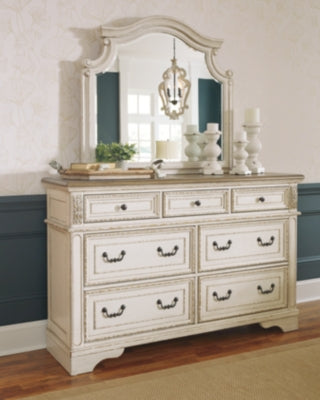 Realyn Queen Panel Bed, Dresser, Mirror and Chest - B743B28