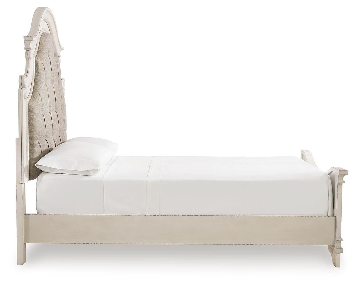 Realyn Queen Upholstered Panel Bed and 2 Nightstands - B743B55