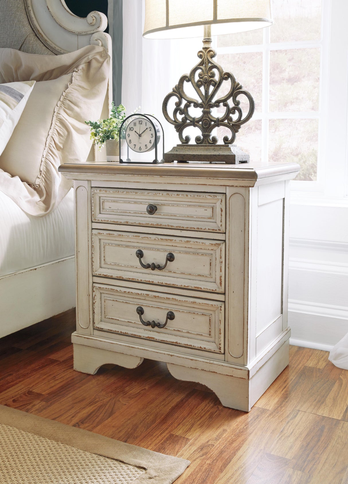 Realyn Twin Day Bed with Storage, Dresser, Mirror and Nightstand - B743B94