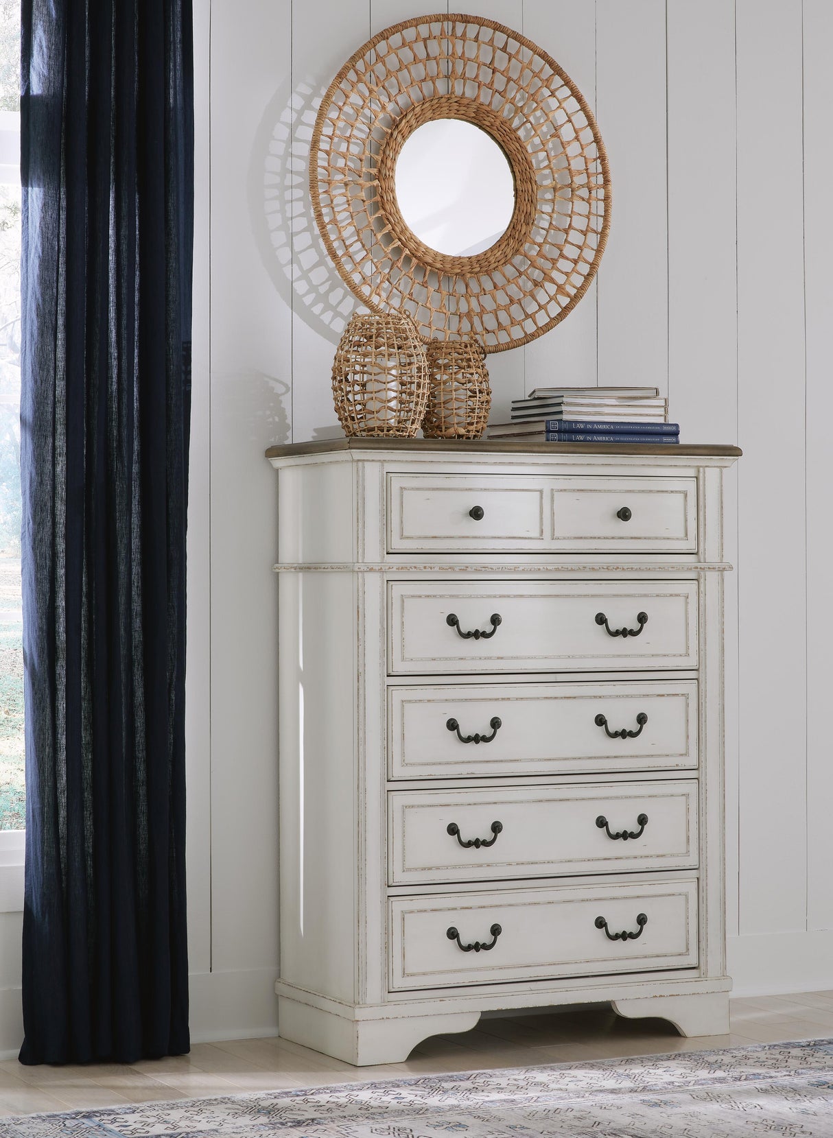 Blendon Chest of Drawers - B747-46
