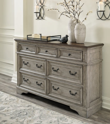 Lodenbay Dresser - B751-31