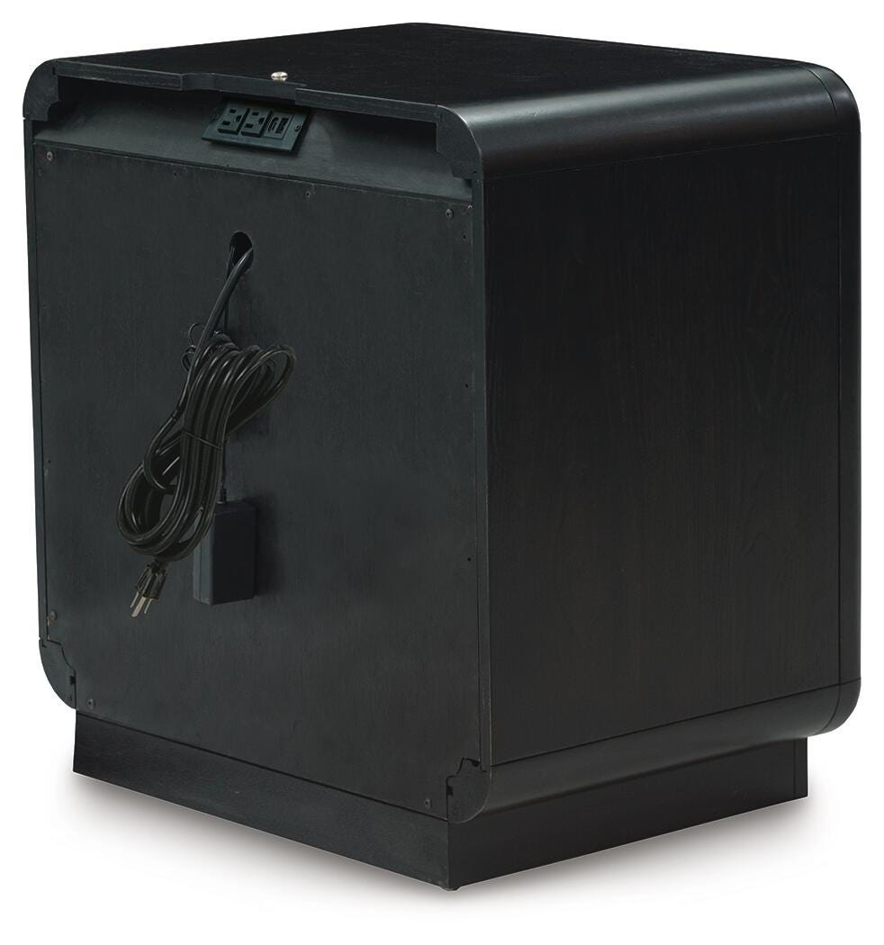 Rowanbeck Nightstand - B821-91