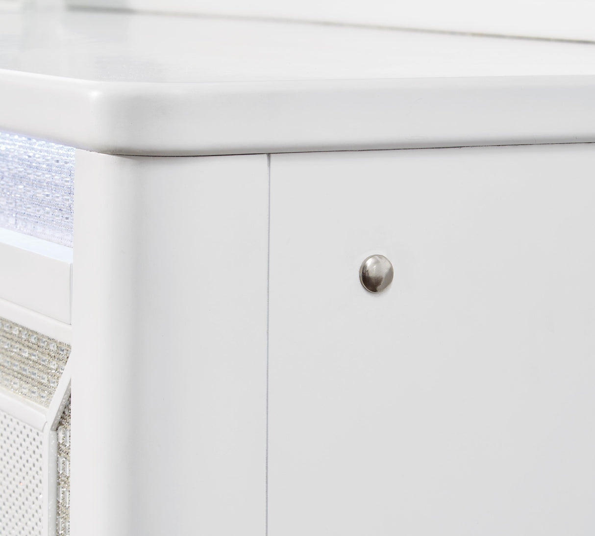 Chalanna Dresser and Mirror - B822B1
