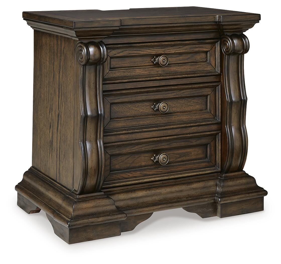 Maylee California King Panel Bed, Dresser, Mirror and Nightstand - B947B17