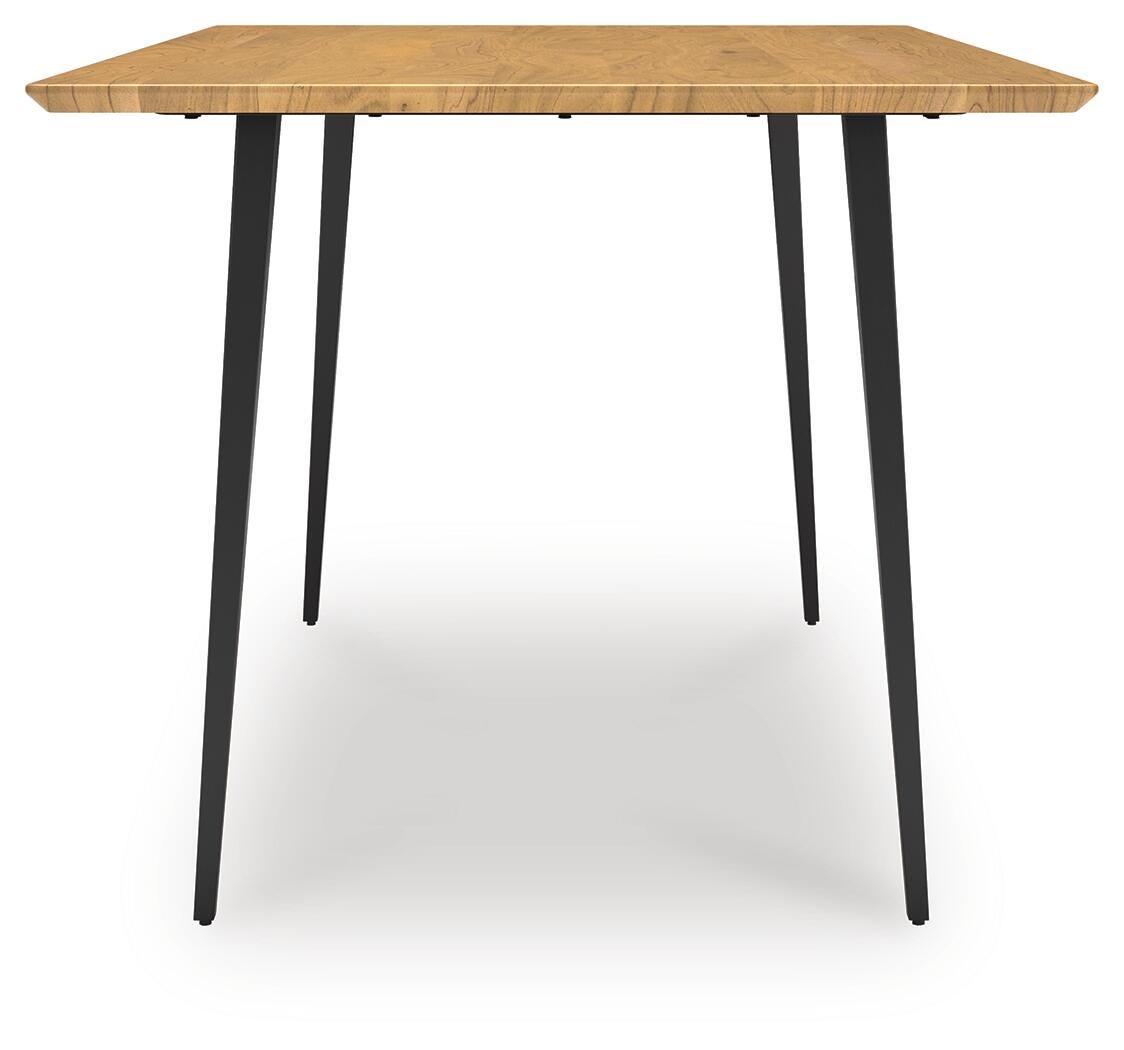 Gretlynn Dining Table and 6 Chairs - D501D4