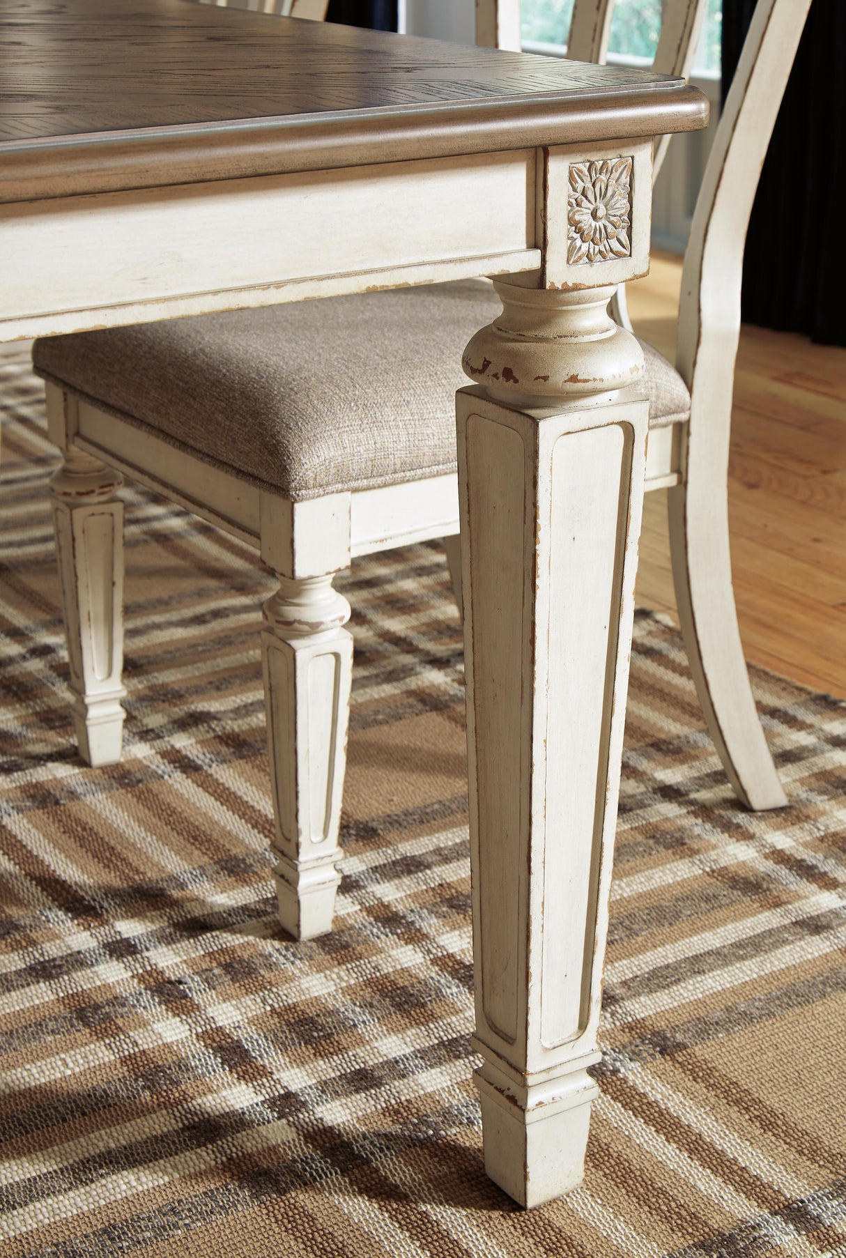Realyn Dining Table and 8 Chairs - D743D5