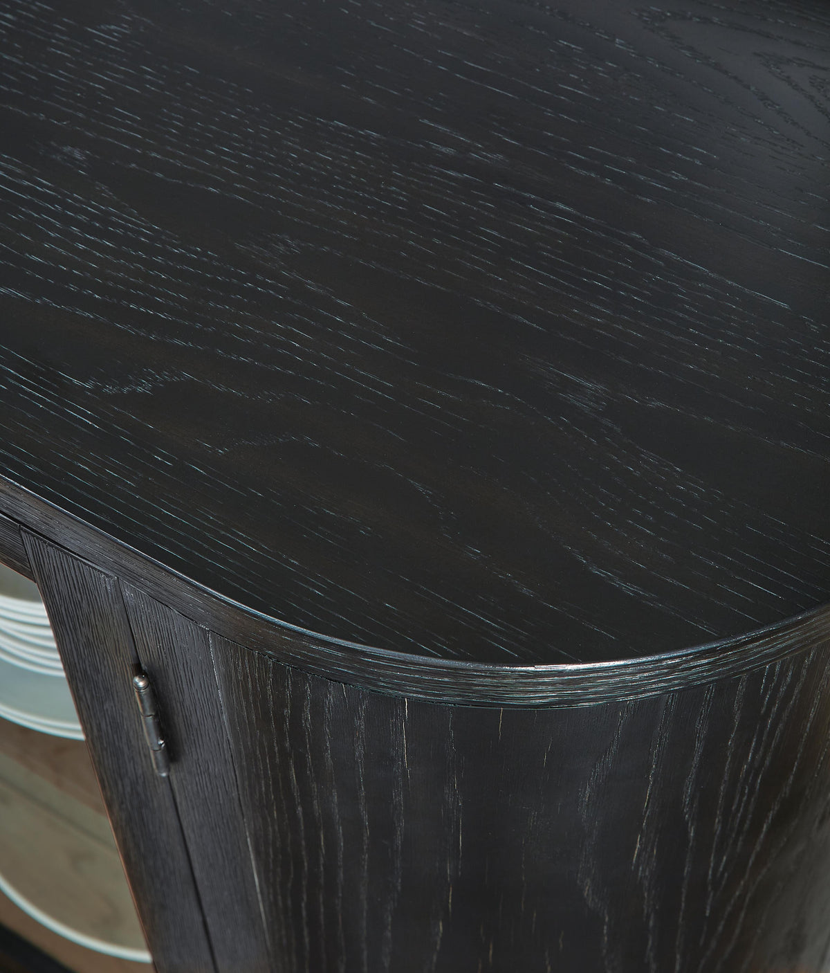 Rowanbeck Dining Server - D821-60